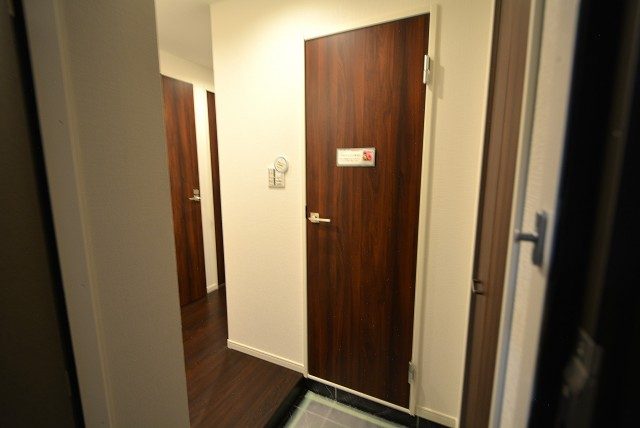 代々木エアハイツ 玄関