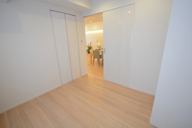 幡ヶ谷YMビル 洋室1