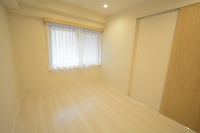 ライオンズガーデン幡ヶ谷 洋室