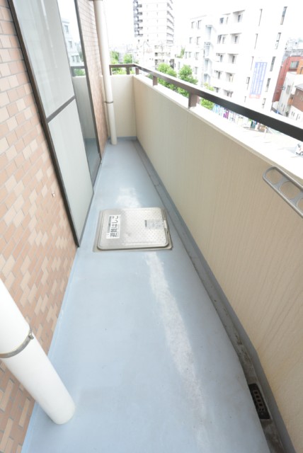 朝日クレス・パリオ西落合 バルコニー