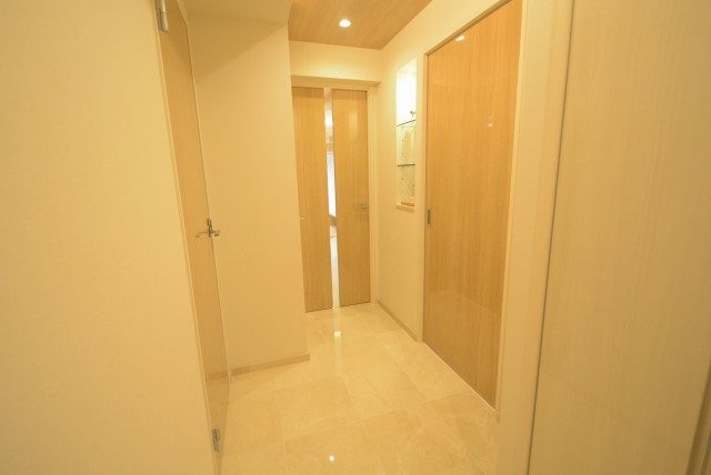 ライオンズガーデン幡ヶ谷 玄関