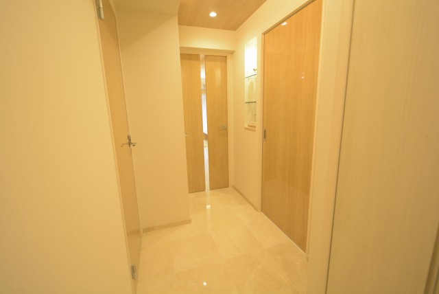 ライオンズガーデン幡ヶ谷 玄関