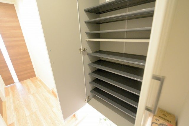 サンライズ上馬マンション 玄関