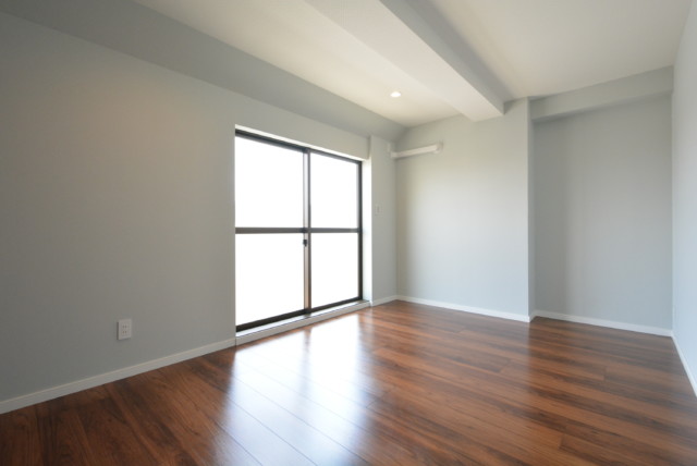 幡ヶ谷YMビル 洋室1