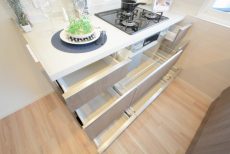 サンライズ上馬マンション キッチン