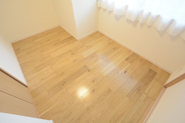 新大橋永谷マンション洋室①