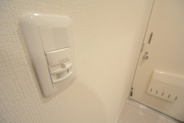 ファミール浜園 玄関