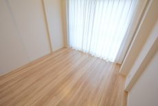春日ビューハイツ 洋室