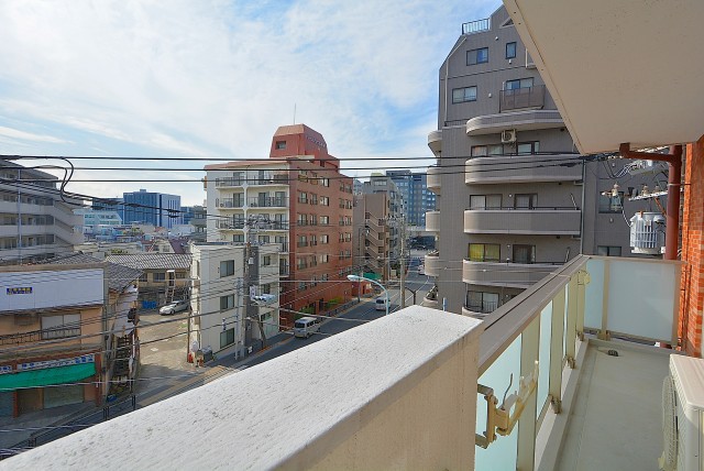 春日ビューハイツ バルコニー②