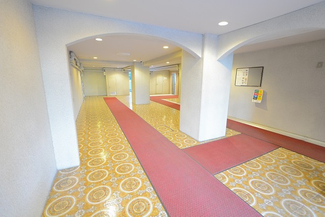 メガロン大森 エントランス