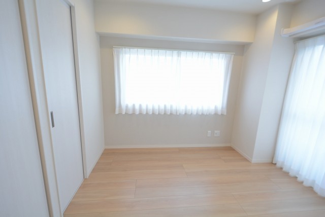 幡ヶ谷YMビル 洋室２