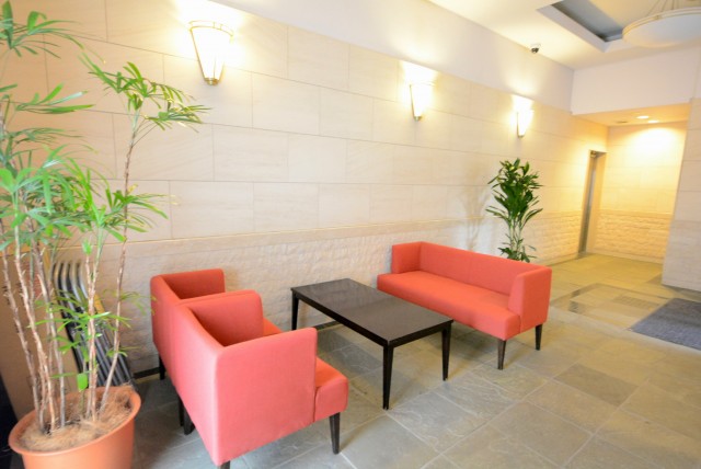 グラーサ駒沢大学 エントランス