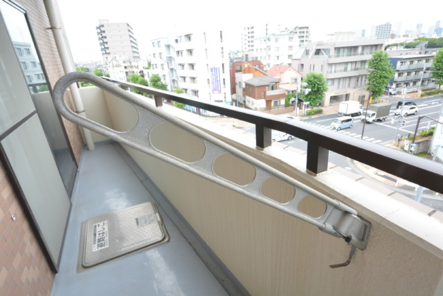 朝日クレス・パリオ西落合 バルコニー