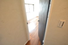 幡ヶ谷YMビル 洋室2