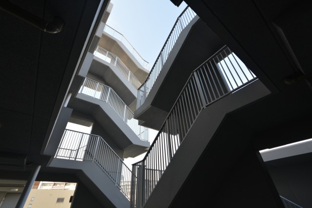 プレミストベイフォートスクエア豊洲 外廊下