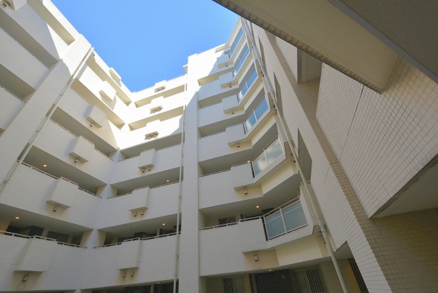 グローリオ蘆花公園 外廊下