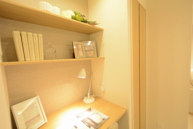 ライオンズガーデン幡ヶ谷 デスク