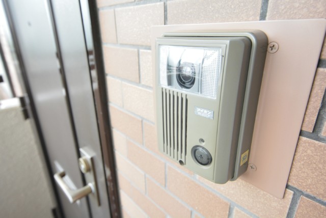 朝日クレス・パリオ西落合 玄関