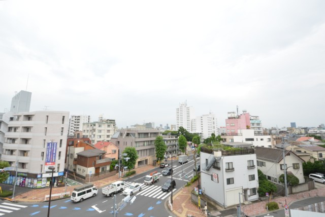 朝日クレス・パリオ西落合 洋室1