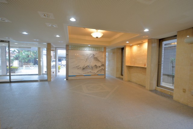 ライオンズガーデン幡ヶ谷 エントランス