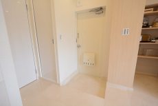 春日ビューハイツ 玄関