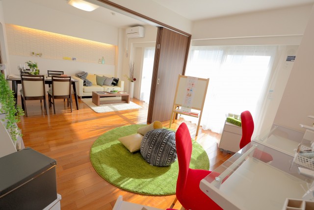 ファミール浜園 14 洋室４