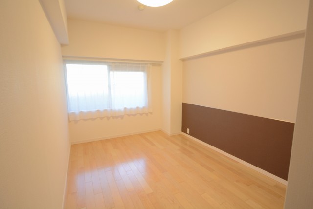 ファミール浜園 6 洋室２