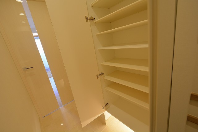 メインステージ高井戸 玄関