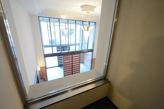 シティハウス新宿柏木 内廊下