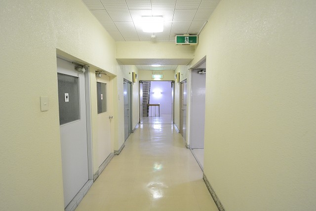 目白ハイビル 内廊下