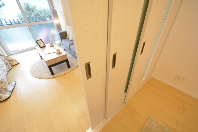 秀和椎名町レジデンス DK+洋室