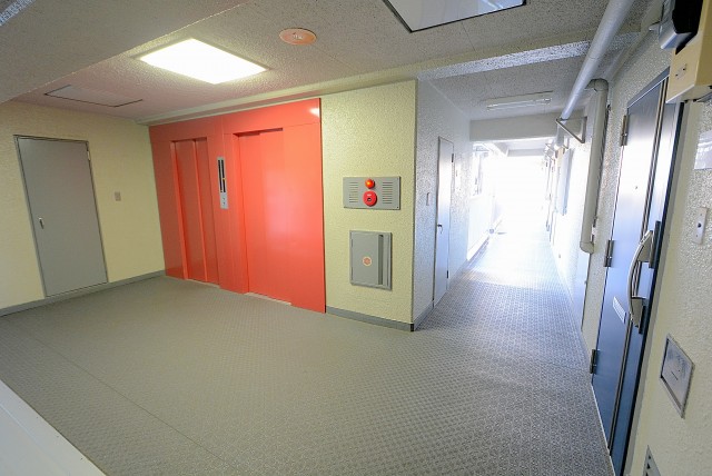 メガロン大森 エントランス