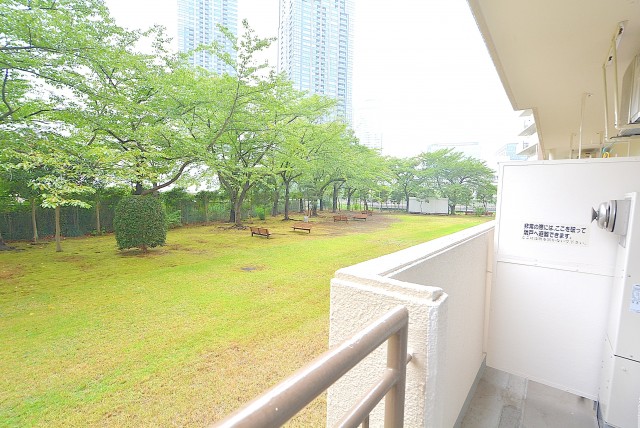 ファミール浜園 バルコニー