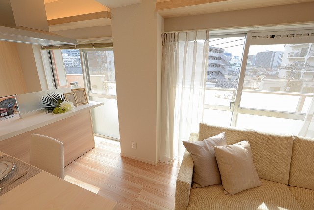 春日ビューハイツ バルコニー②