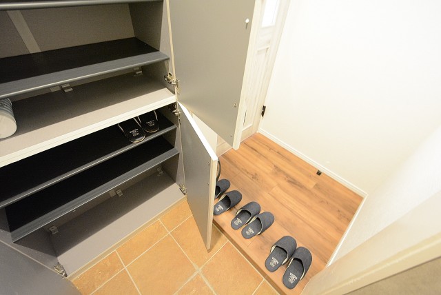 上馬ハイホーム 玄関