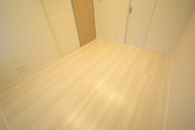 ライオンズガーデン幡ヶ谷 洋室