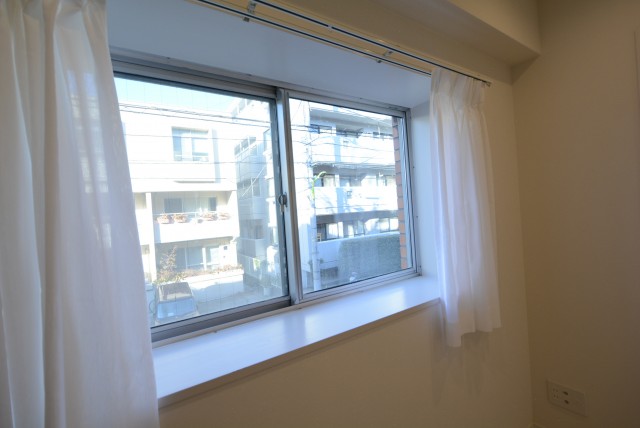 経堂ヒミコセラン 洋室１