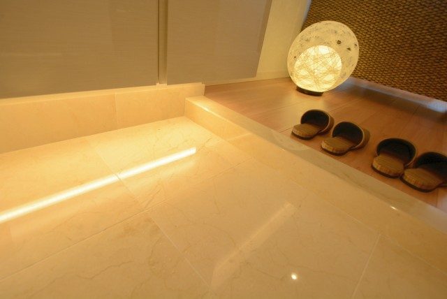 幡ヶ谷YMビル 玄関