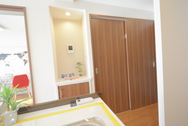 ファミール浜園 14 洋室６