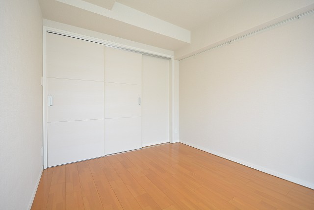 サンライズ上馬 洋室2