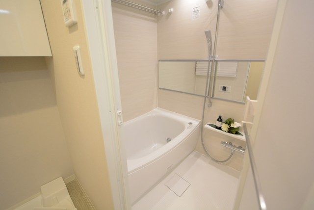 幡ヶ谷YMビル バス