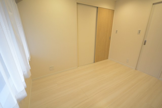 ライオンズガーデン幡ヶ谷 洋室