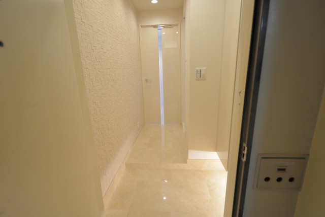 グリーンマンション駒沢 玄関