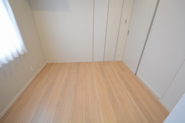 幡ヶ谷YMビル 洋室1