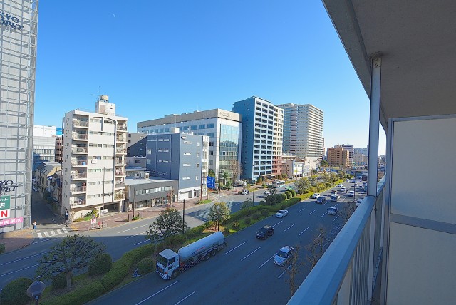 メガロン大森 バルコニー