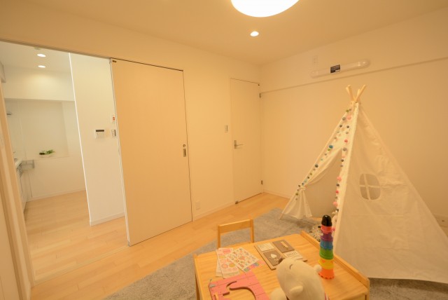 ファミール浜園 6 洋室３