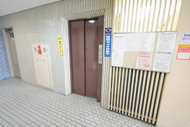 メゾンドール高田馬場 エントランス