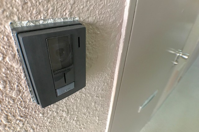 カーサ田原町 玄関