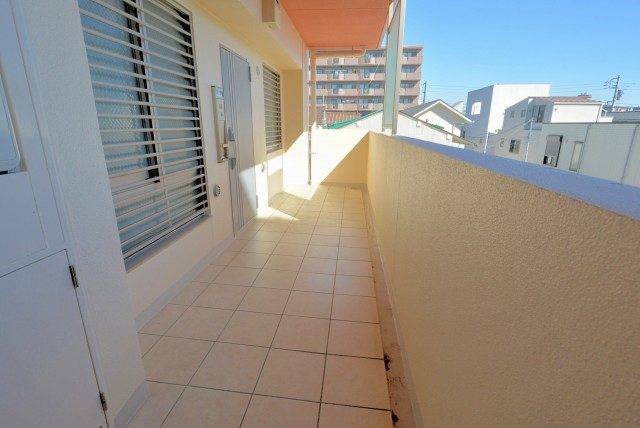 ミオカステーロ雪ヶ谷アルテパラッツォ ポーチ