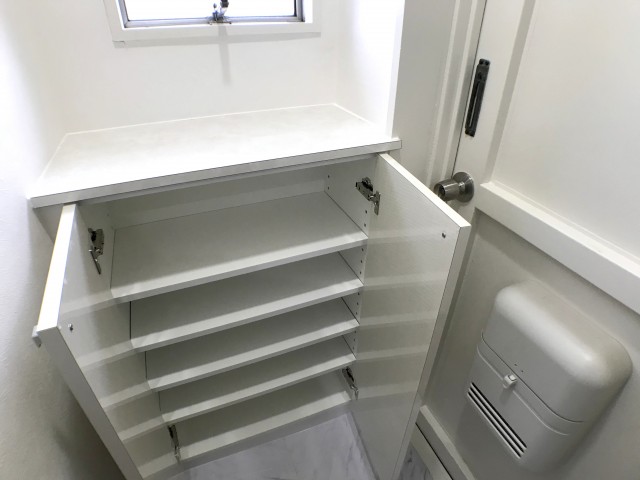 ピロティ五反田 玄関